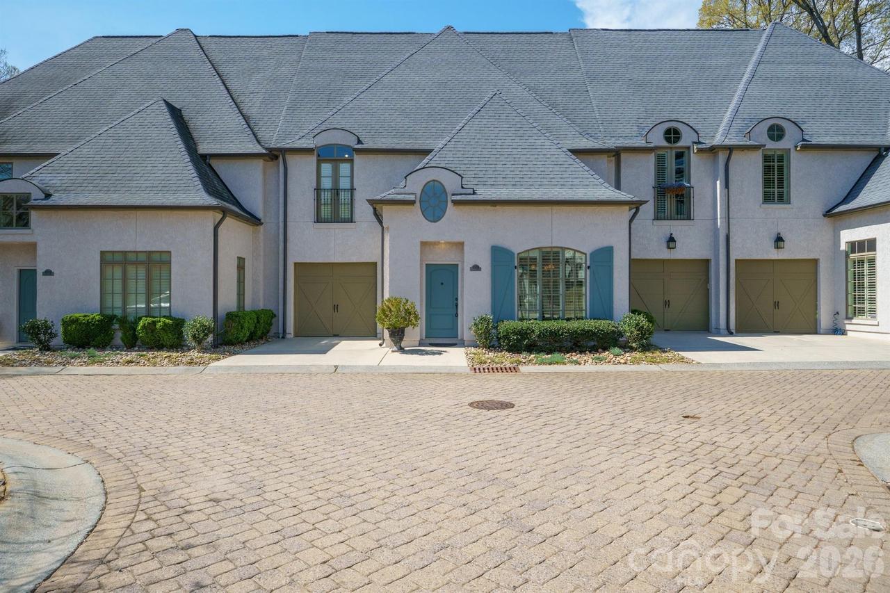 4508 Avignon Ln., Charlotte, NC 28226