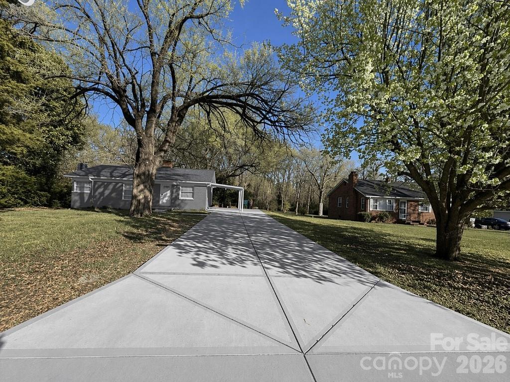 1713 Browns Ave., Charlotte, NC 28208