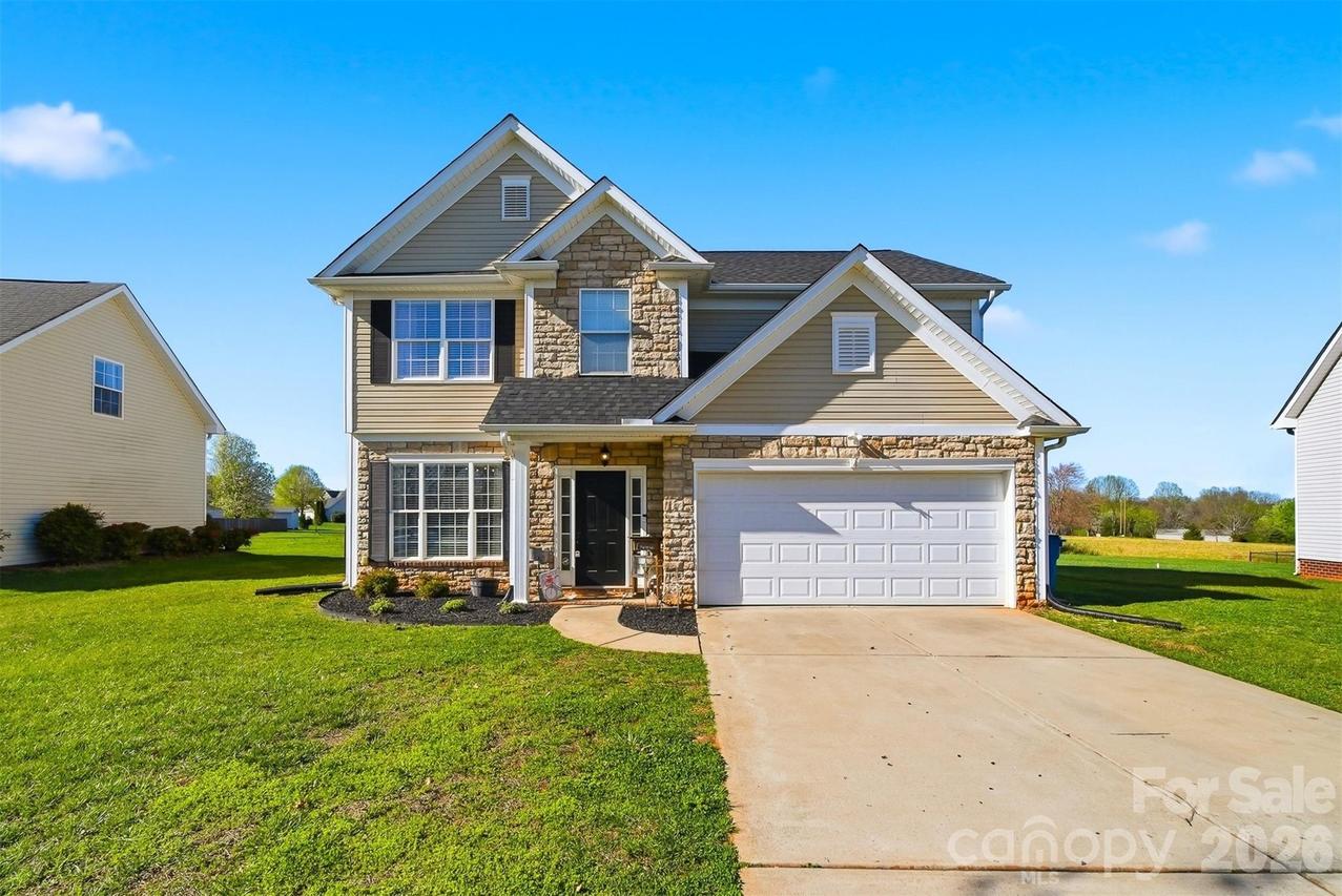 5050 Orchard Park Dr., Hickory, NC 28602