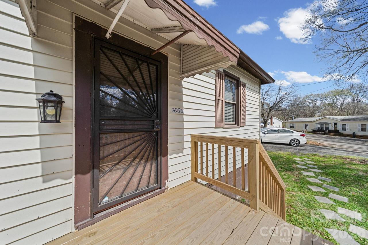 1866 Hilltop Cir., Gastonia, NC 28054