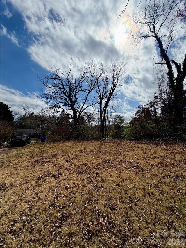 41 Maney Ave., Asheville, NC 28804