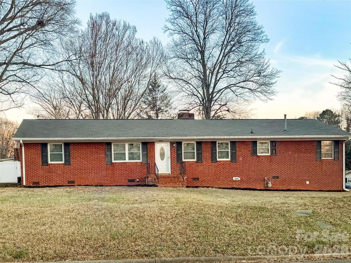 2044 Helen Dr., Gastonia, NC 28054
