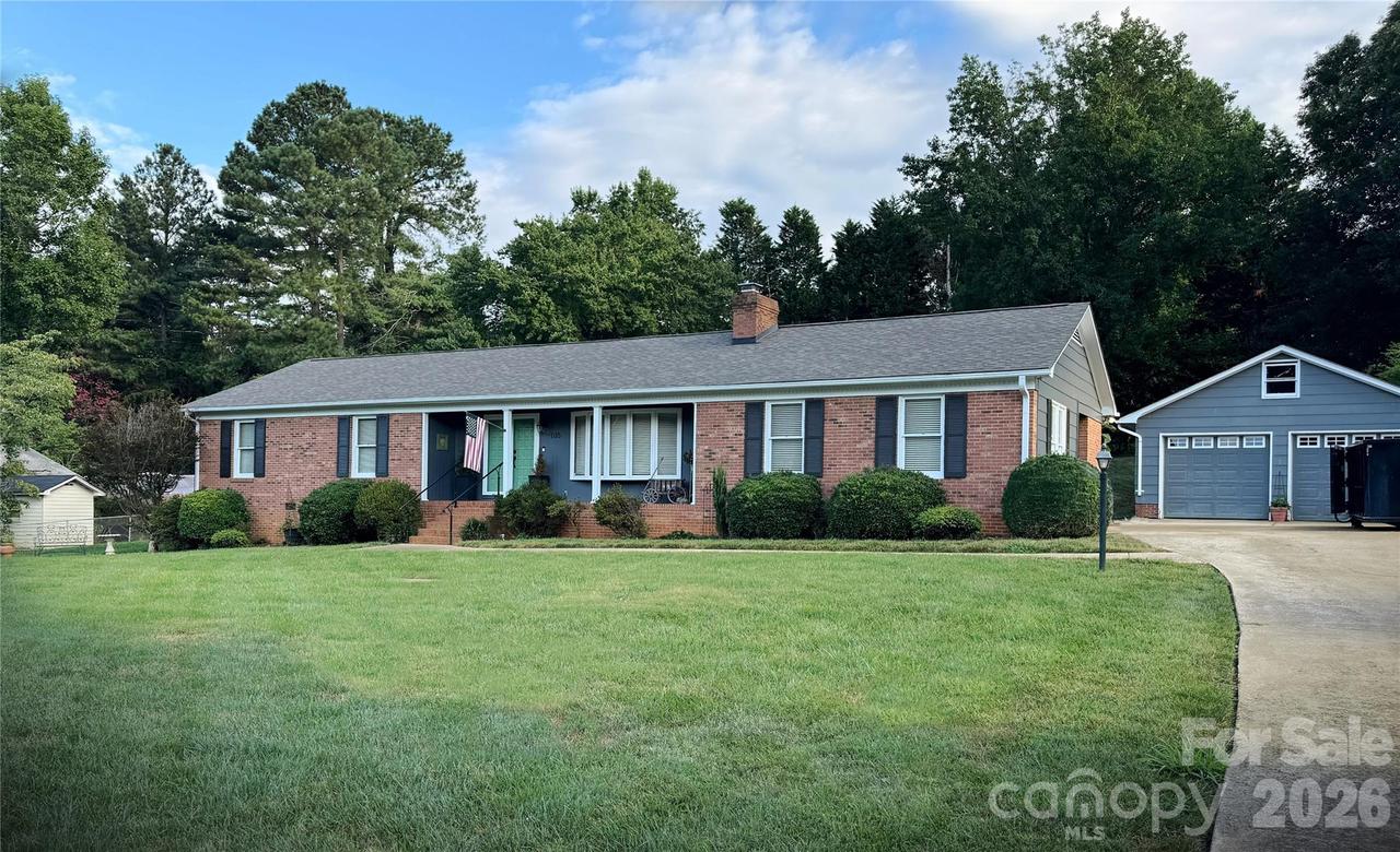 105 Terrace Pl., Lincolnton, NC 28092