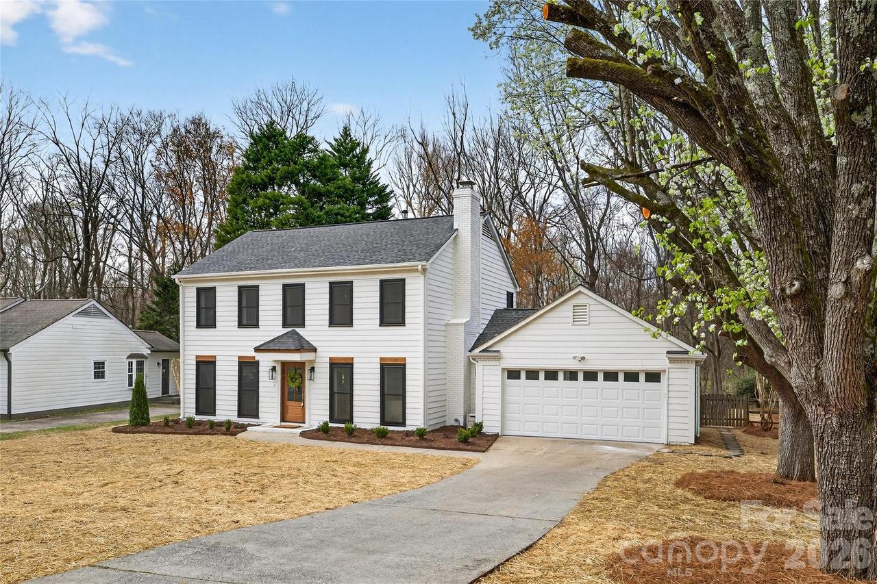 2425 Bergen Ct., Charlotte, NC 28210