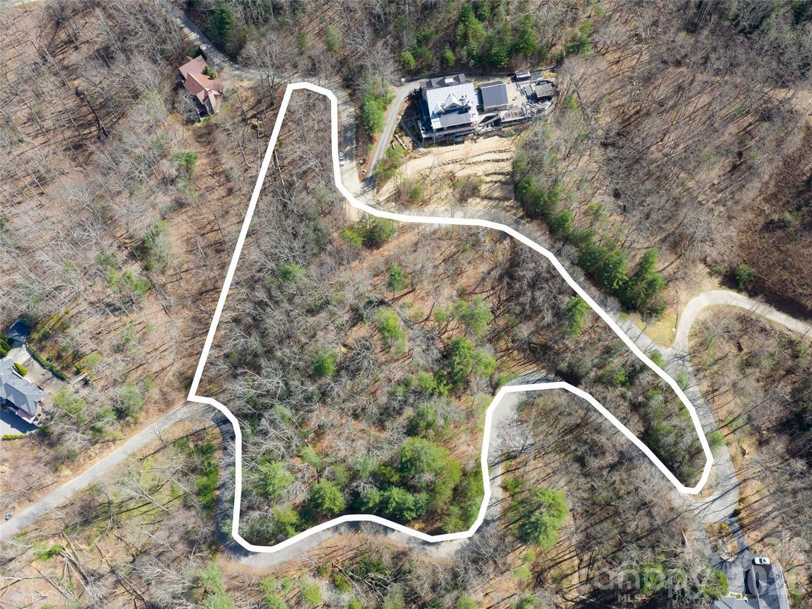 99999 Okoboji Dr., Fletcher, NC 28732