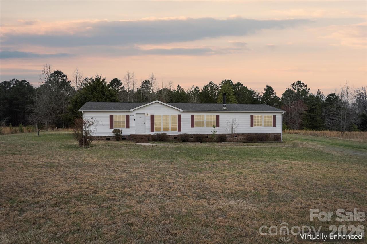 2542 Lower Stone Church Rd., Rockwell, NC 28138