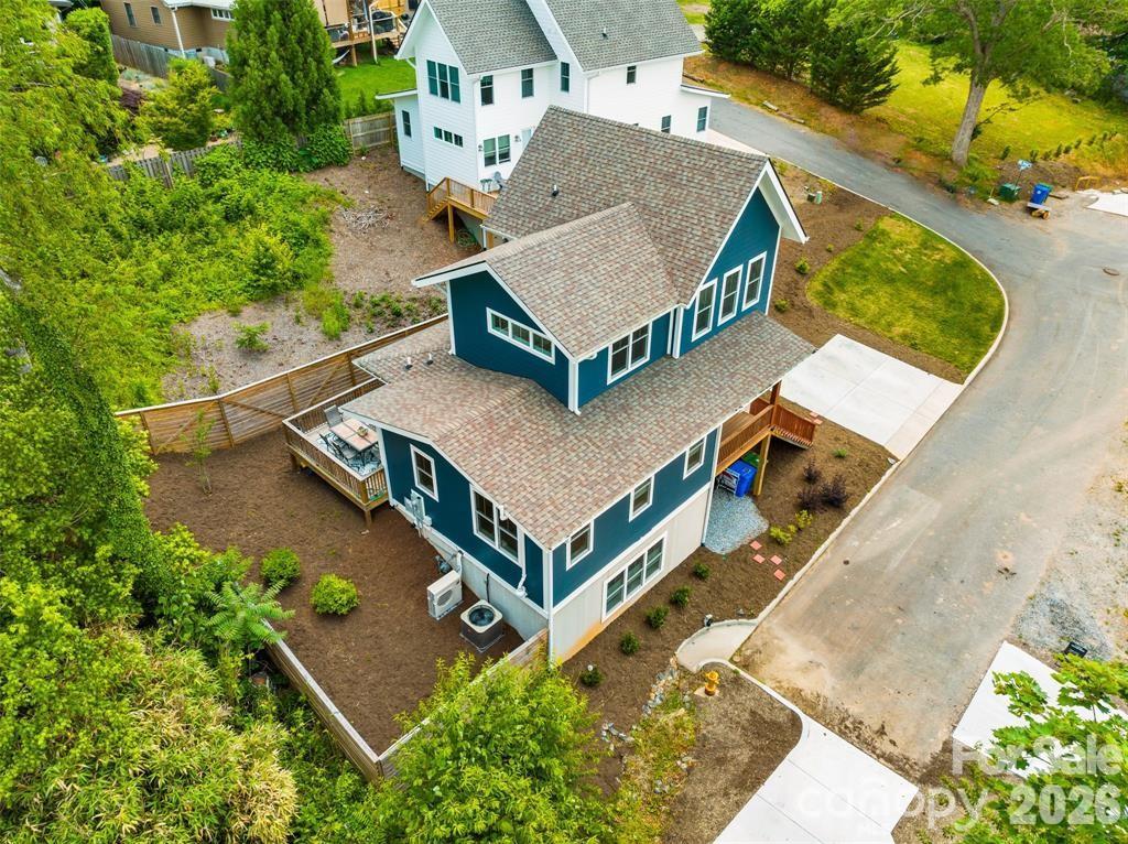127 Alma Ln., Asheville, NC 28806