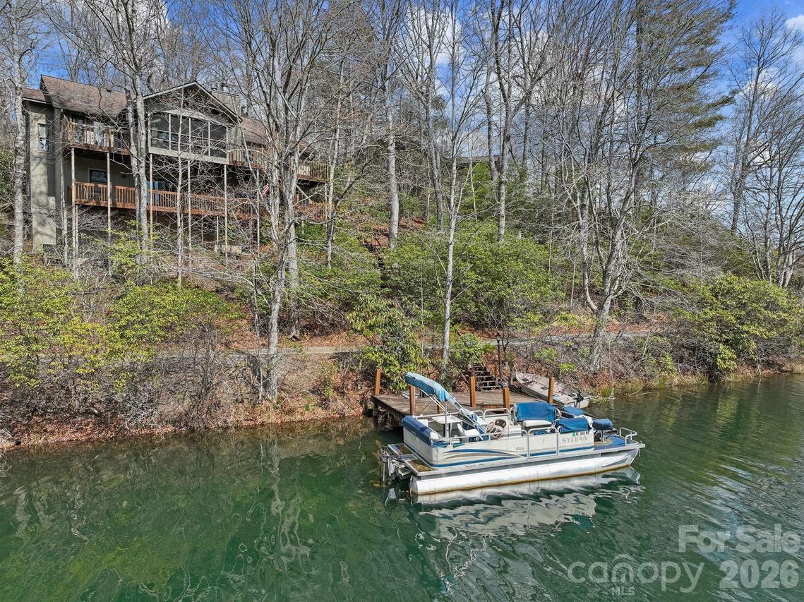 306 S Sequoyah Ln., Brevard, NC 28712