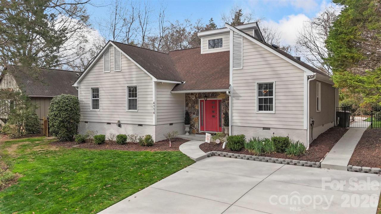 4114 Meadowridge Dr., Charlotte, NC 28226