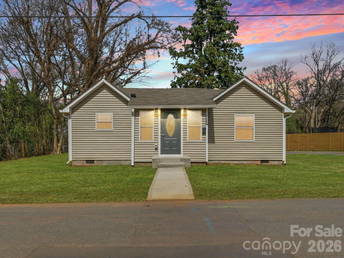 3900 Plainview Rd., Charlotte, NC 28208