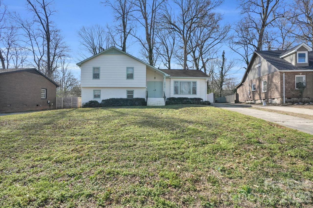 3518 Donovan Pl., Charlotte, NC 28215