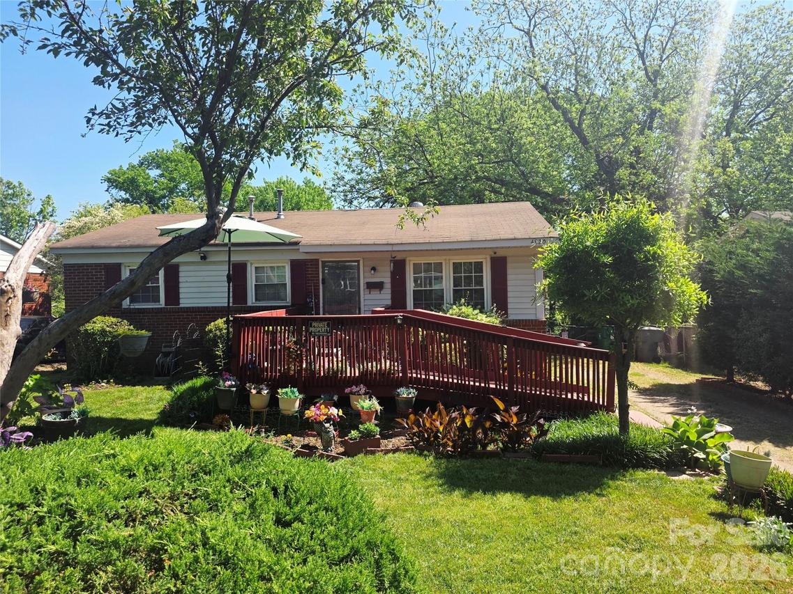 4920 Winchester St., Charlotte, NC 28208