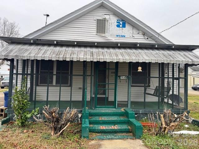 110 N Oakum St., Edenton, NC 27932