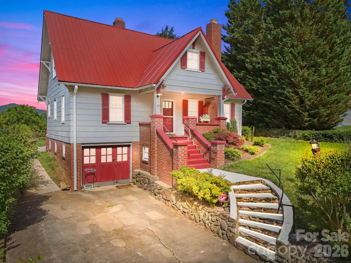 129 Mears Ave., Canton, NC 28716