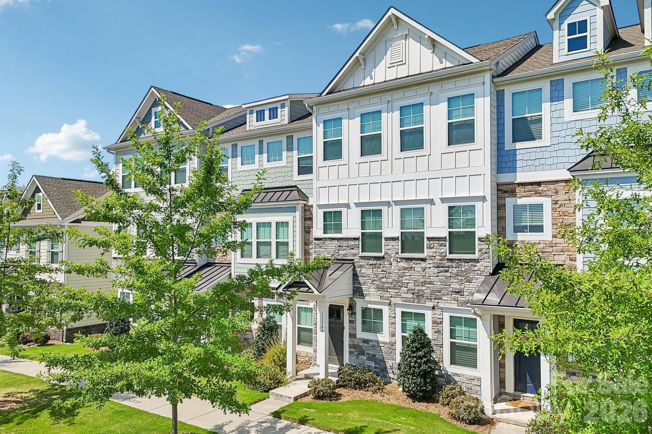 11344 Winding Gorge Dr., Huntersville, NC 28078