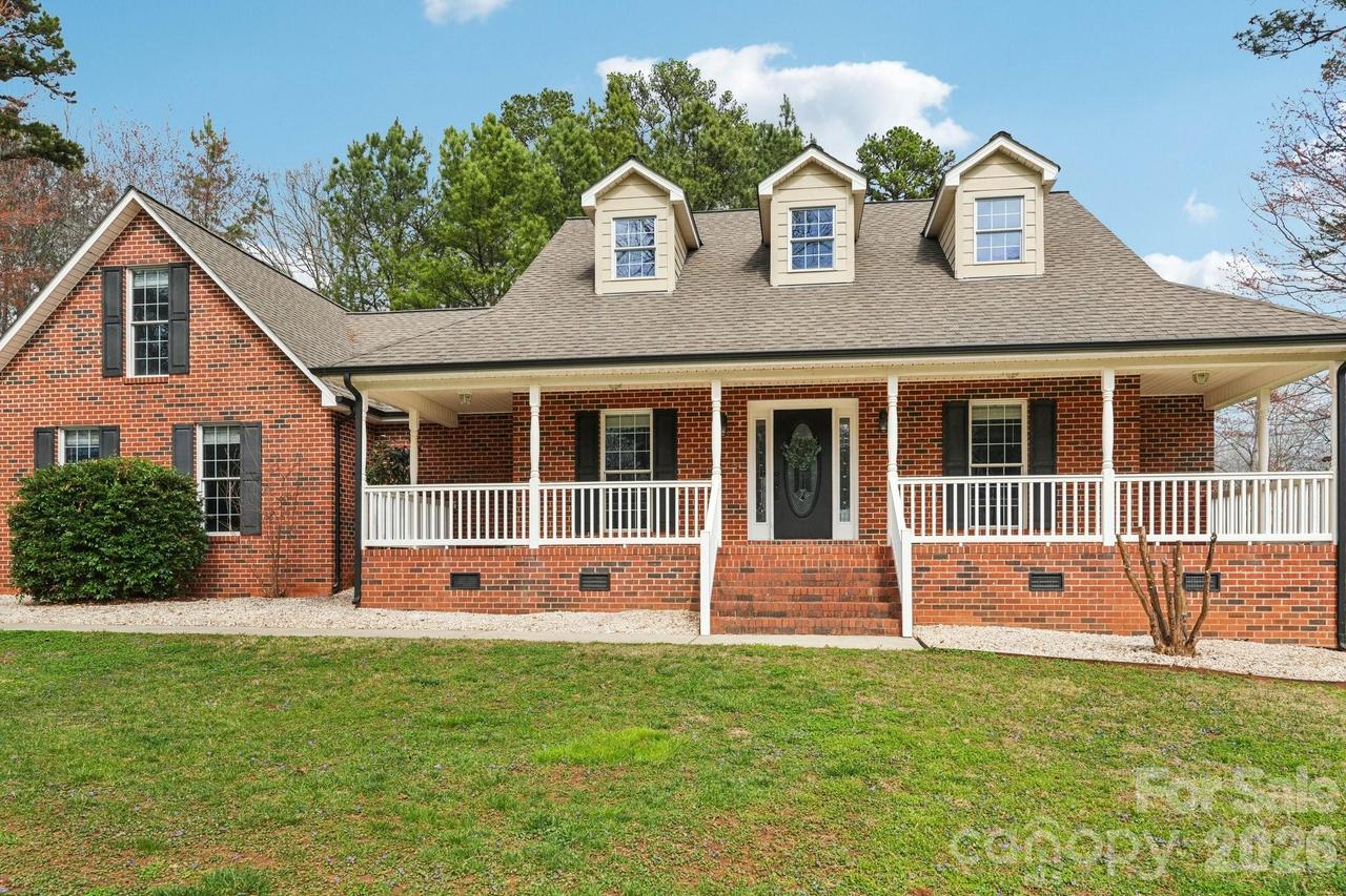 3659 Burton St., Sherrills Ford, NC 28673