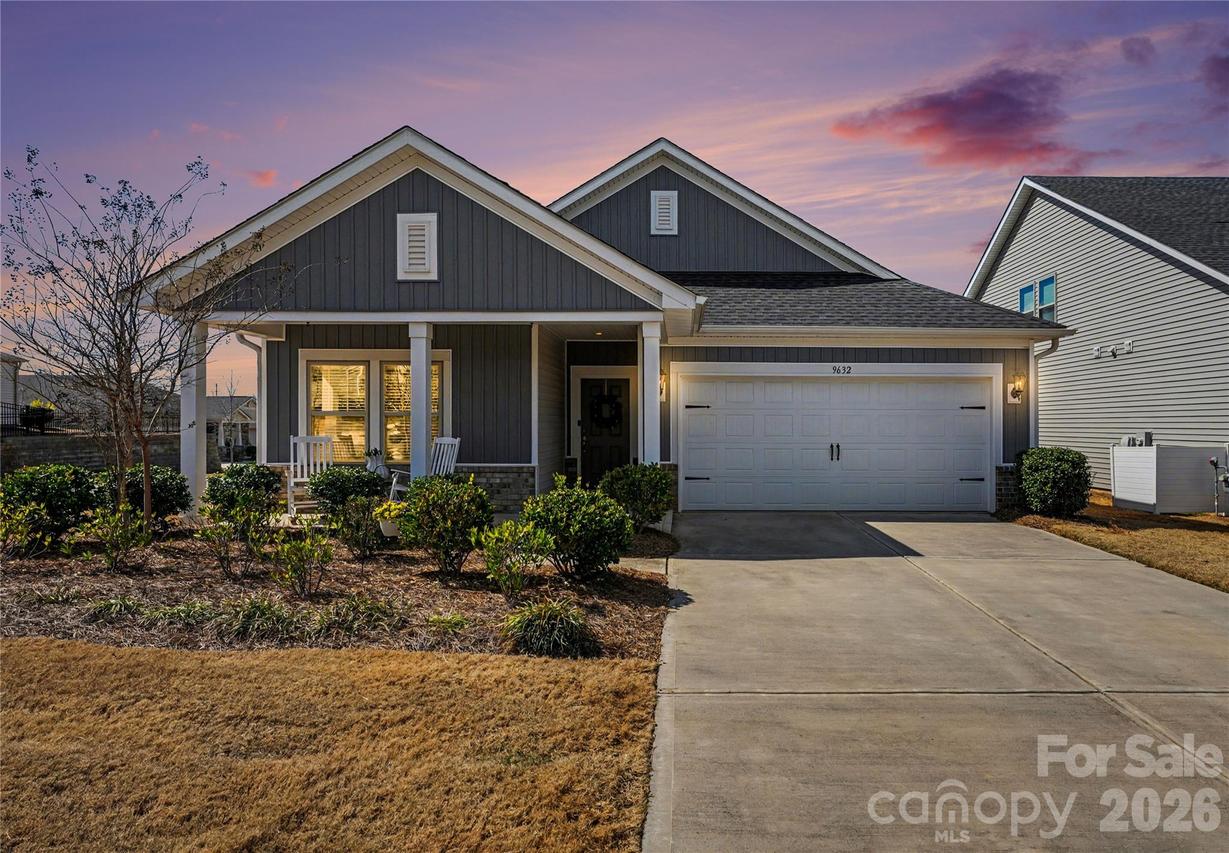 9632 Festival Way, Charlotte, NC 28215