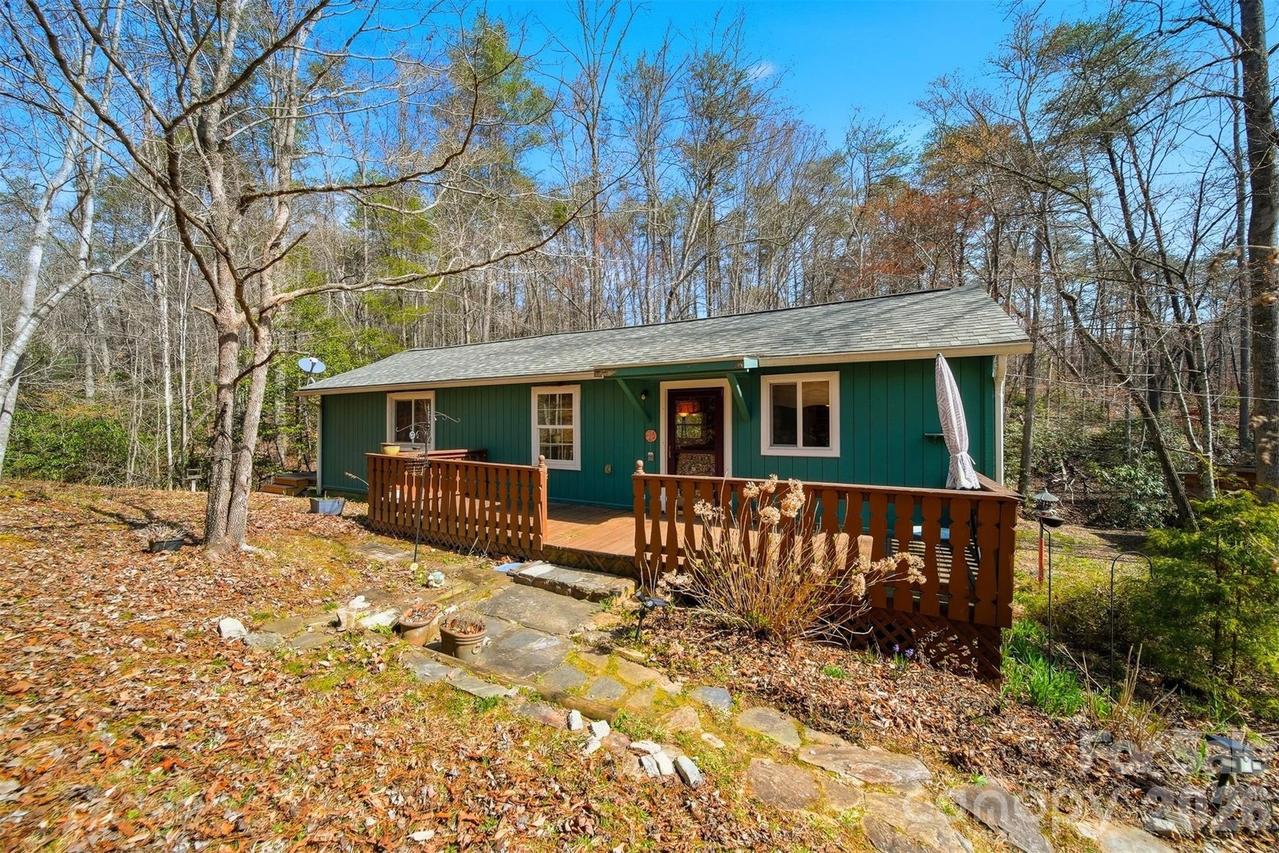 621 Wildlife Lake Rd., Old Fort, NC 28762