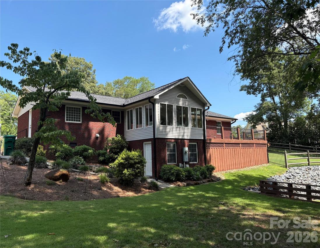 572 Acorn Acres Rd., Norwood, NC 28128