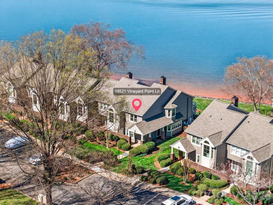 18521 Vineyard Point Ln., Cornelius, NC 28031