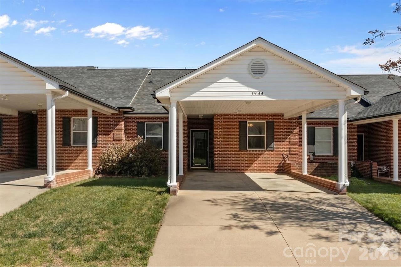 3944 Jasmine Ln., Denver, NC 28037