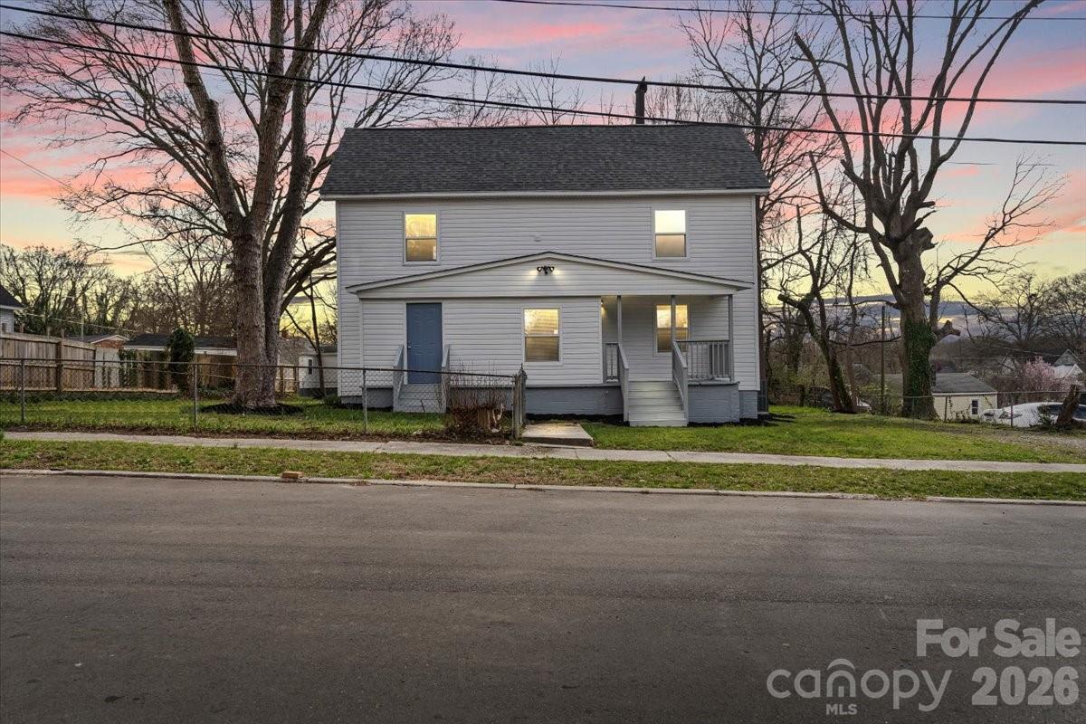 913 W 3rd Ave., Gastonia, NC 28052