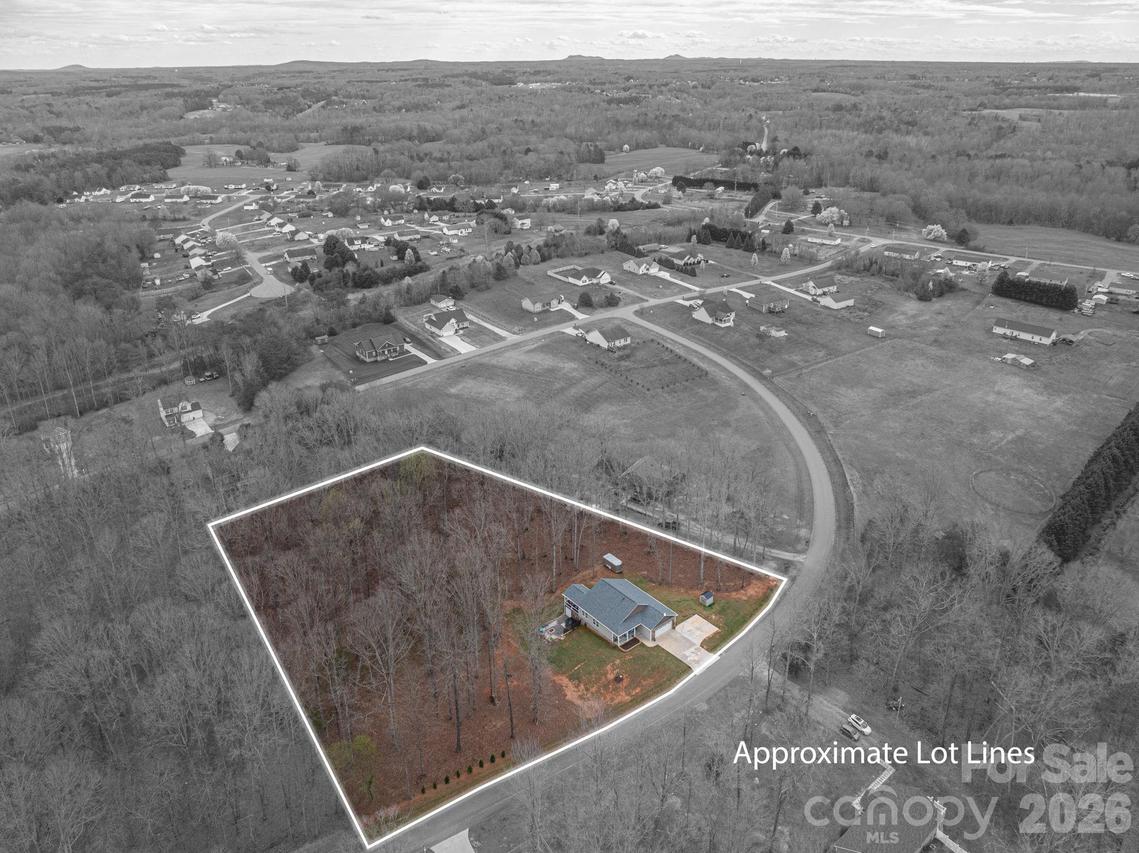 1310 Western Hills Ln., Vale, NC 28168