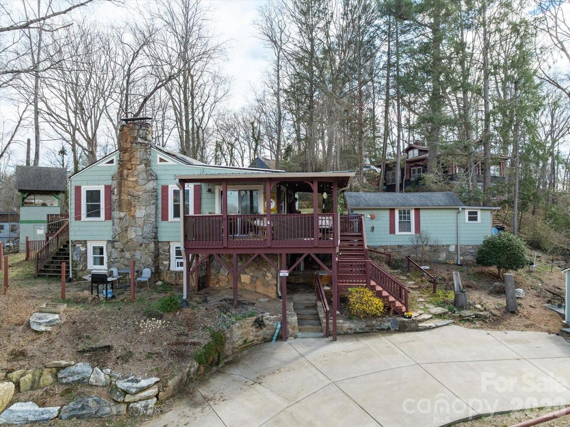 61 Hibriten Dr., Asheville, NC 28801