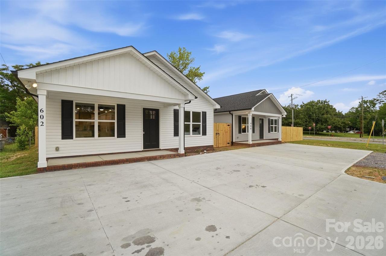 602 Bethpage Rd., Kannapolis, NC 28081
