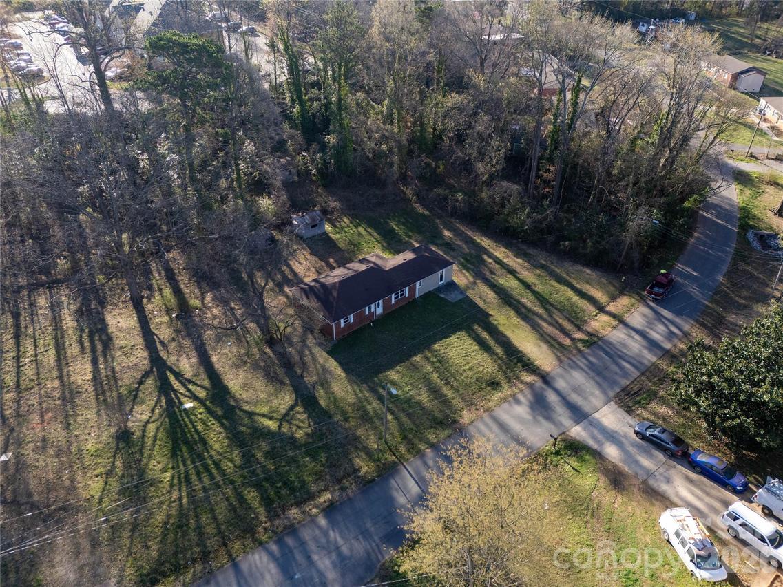 300 Clark Blvd., Charlotte, NC 28262