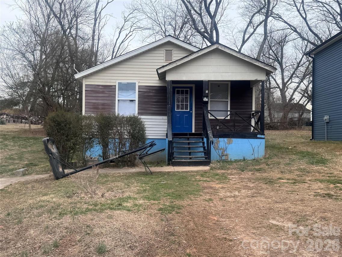 2617 Ansonia St., Winston Salem, NC 27105