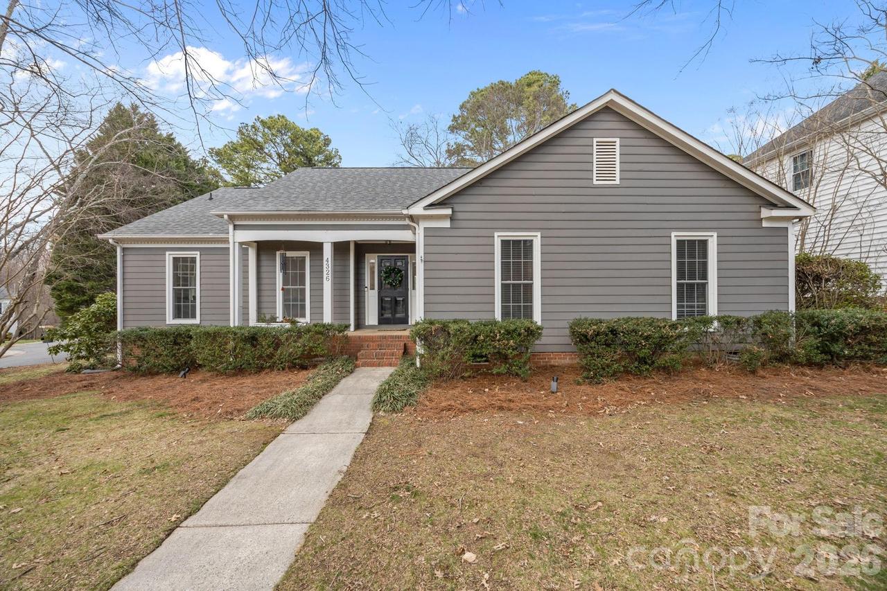 4326 Saxonbury Way, Charlotte, NC 28269