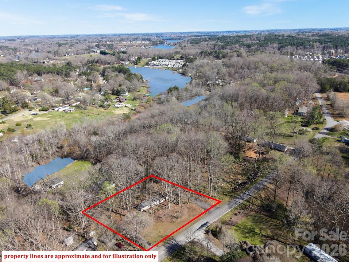 6562 Emerald Isle Dr., Sherrills Ford, NC 28673