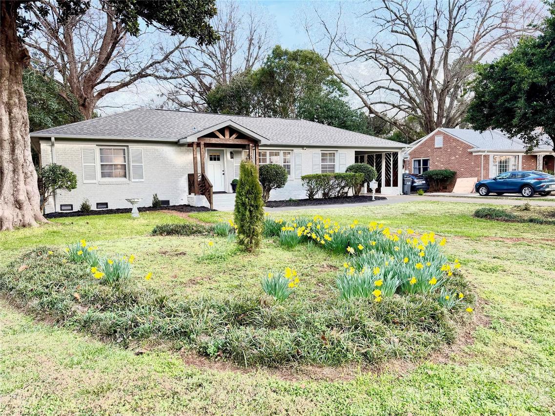 4600 Wedgewood Dr., Charlotte, NC 28210