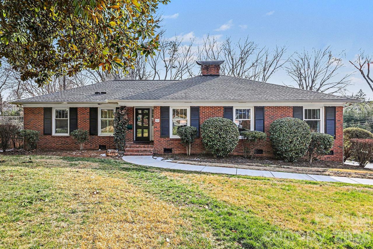 525 Merwick Cir., Charlotte, NC 28211