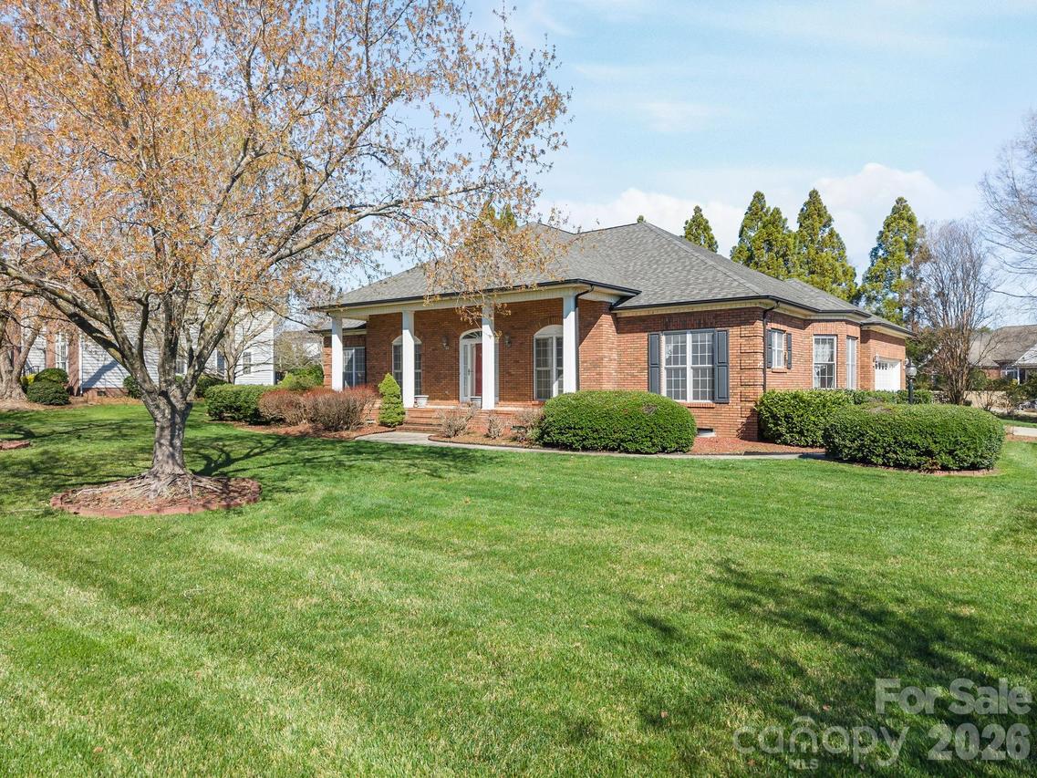 4801 Sherborne Dr., Harrisburg, NC 28075