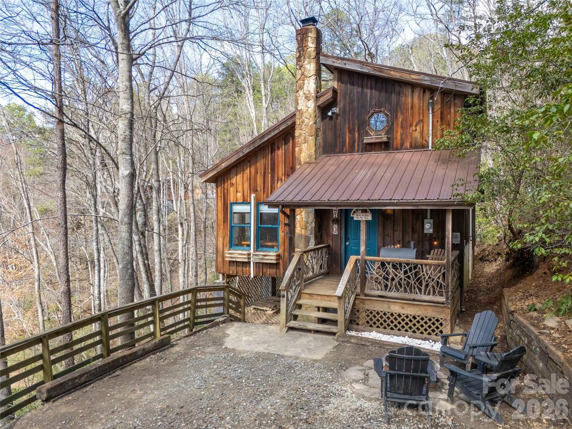 275 Conard Cir., Bryson City, NC 28713
