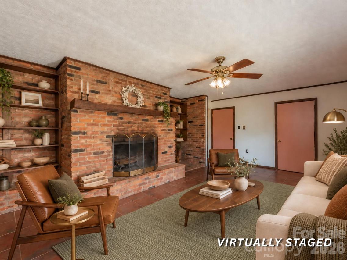 118 Richard Ln., Black Mountain, NC 28711