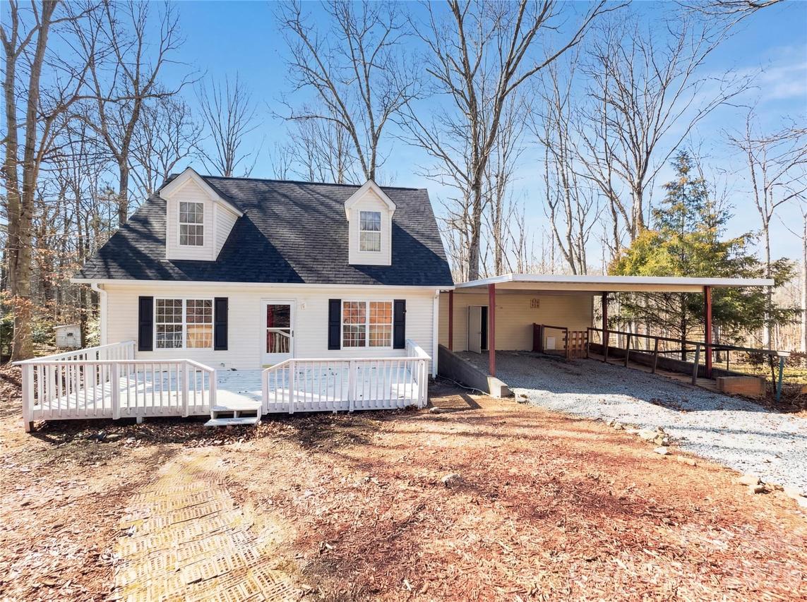 1710 Oak Park Ct., Iron Station, NC 28080