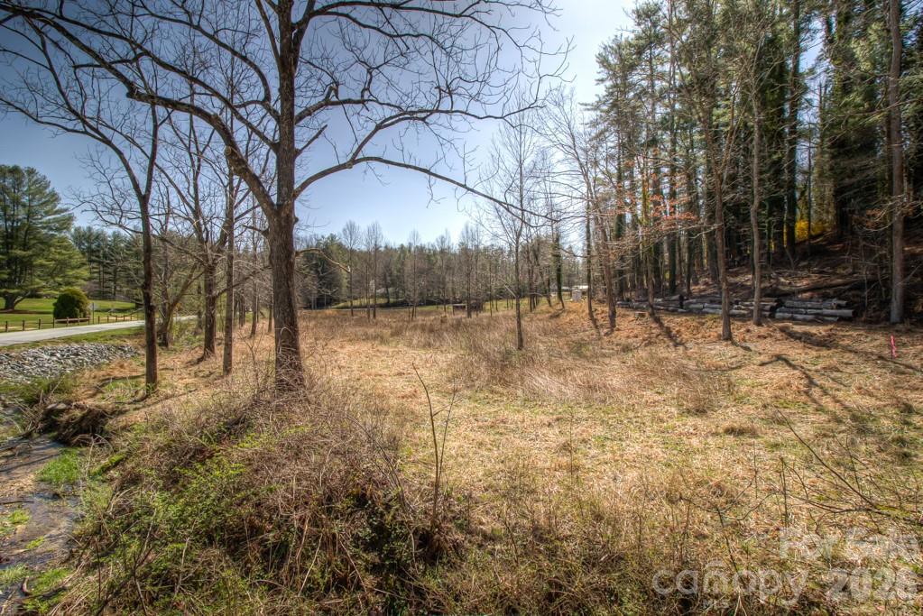 9999 Kanuga Lake Rd., Hendersonville, NC 28739