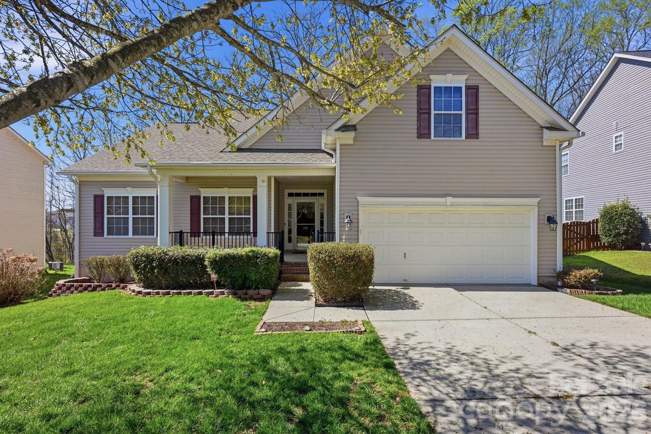 241 Golden Valley Dr., Mooresville, NC 28115