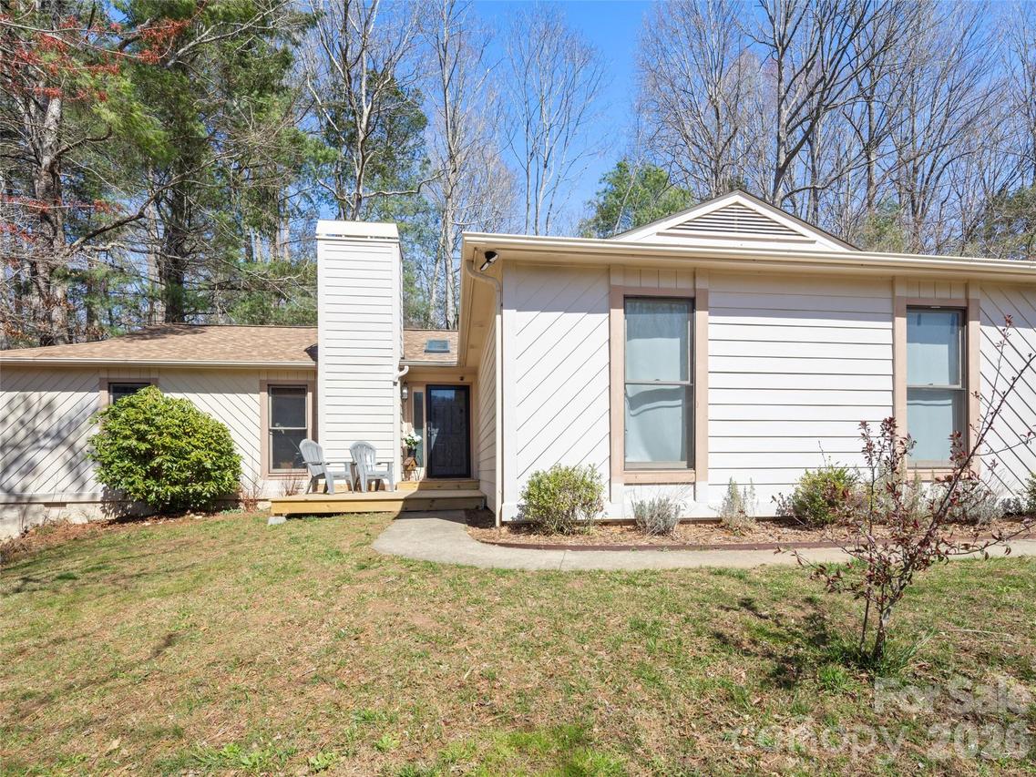 111 Averys Creek Ln., Arden, NC 28704