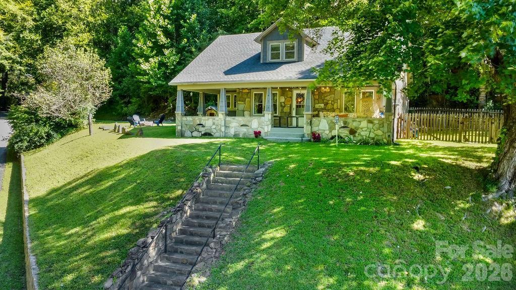 34 Coosa Ridge Dr., Whittier, NC 28789
