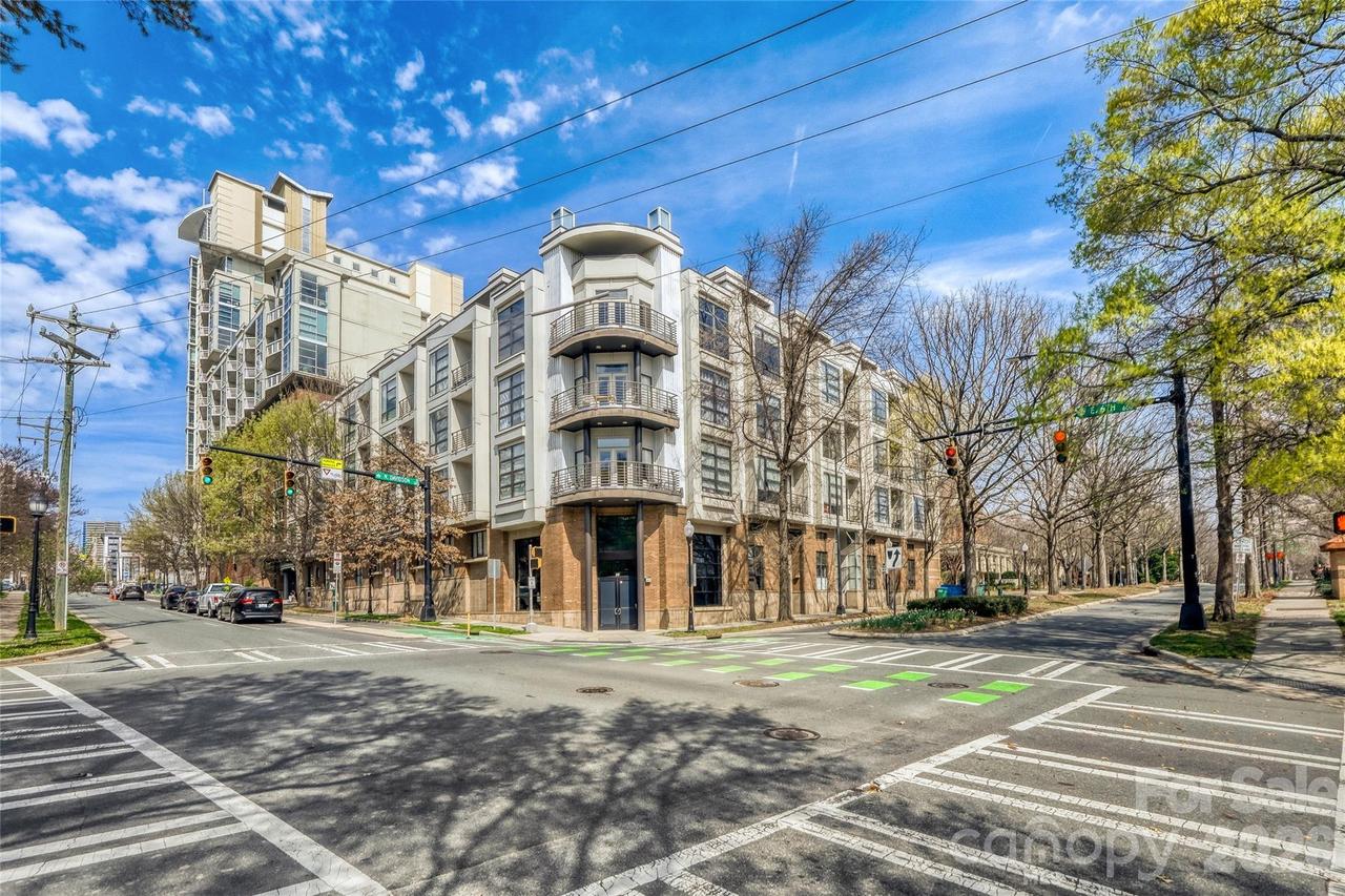 525 E 6th St., Charlotte, NC 28202