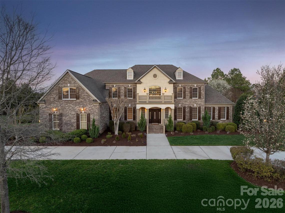 845 Wandering Way Dr., Waxhaw, NC 28173