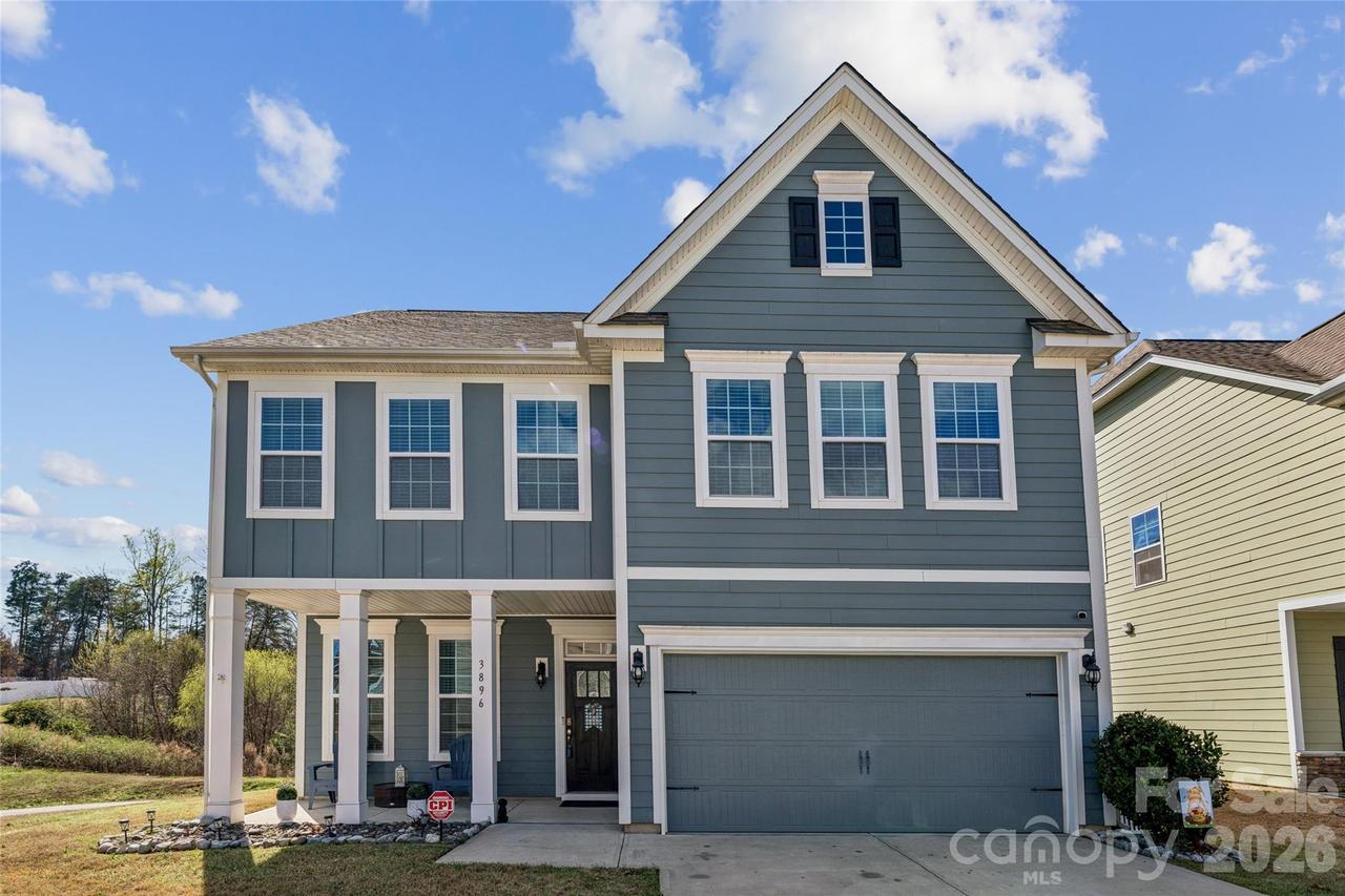 3896 Lake Breeze Dr., Sherrills Ford, NC 28673