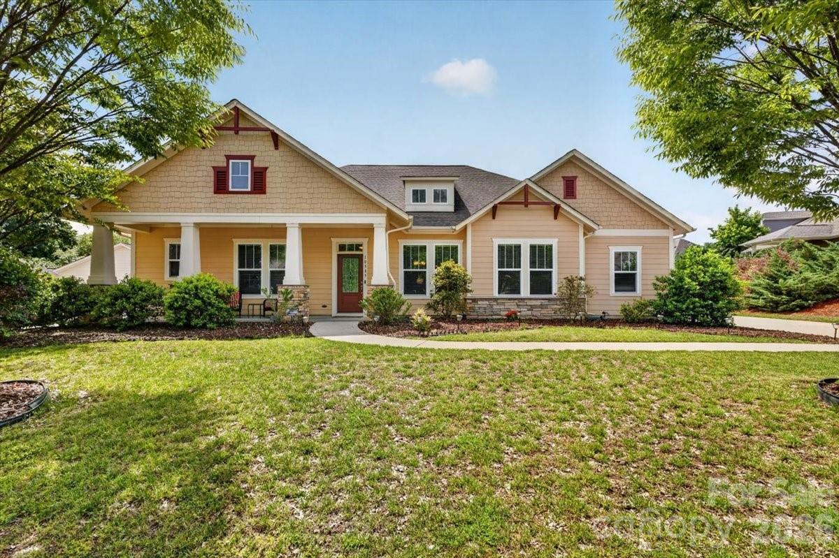 10585 Sweethaven Ln., Harrisburg, NC 28075