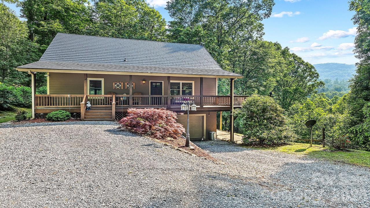 616 Appaloosa Tr., Waynesville, NC 28785