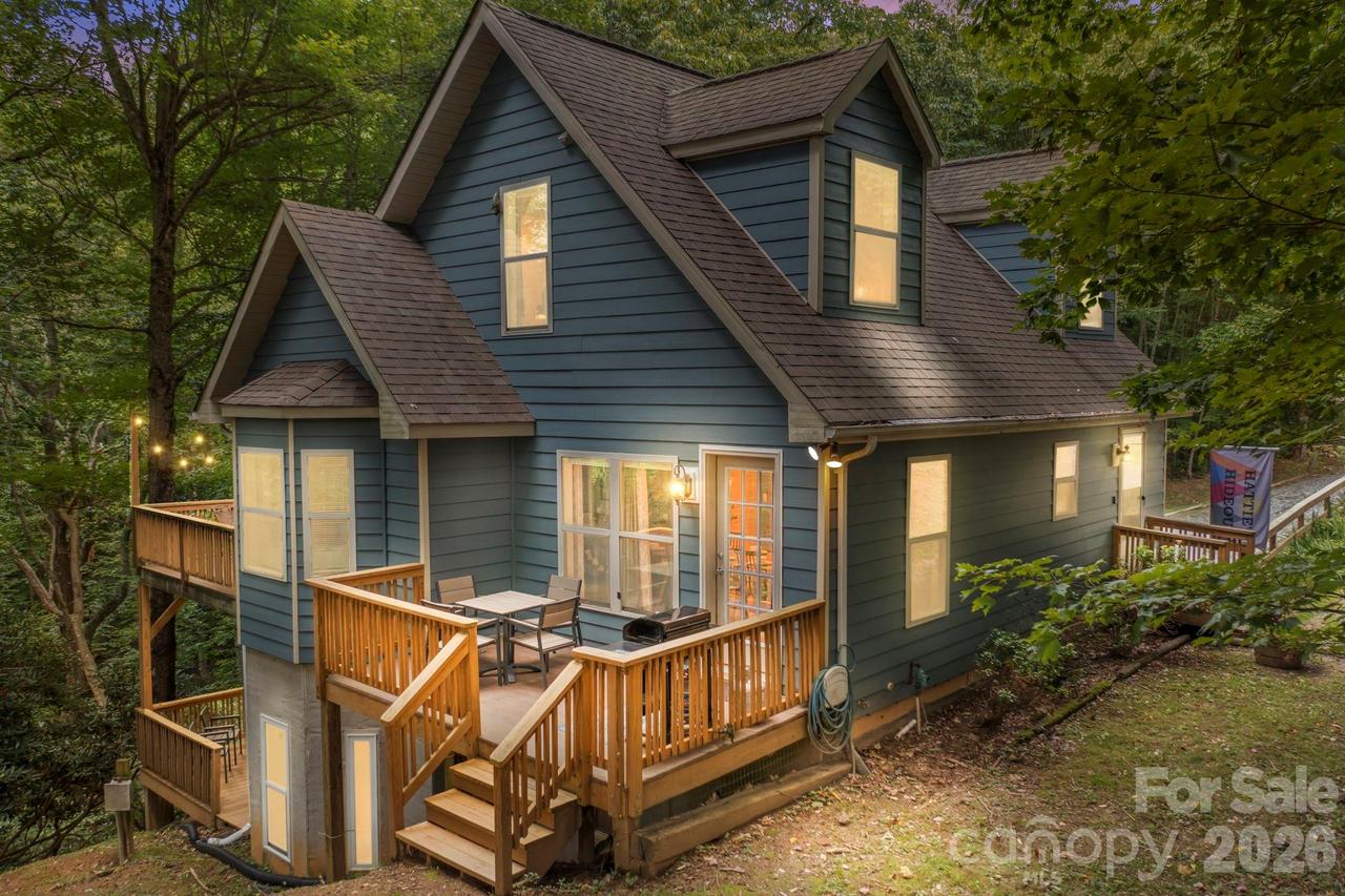 132 Heather Ln., Banner Elk, NC 28604