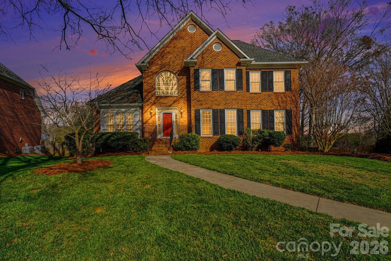 196 Oakmont Dr., Advance, NC 27006